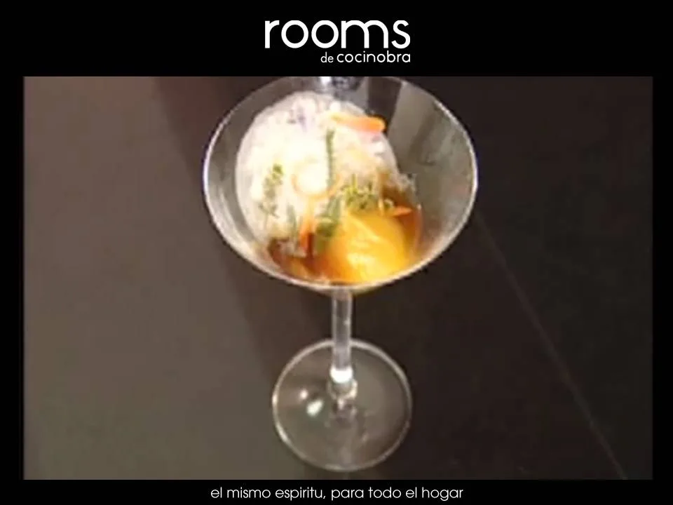 coctel de martini, ron y maracuya