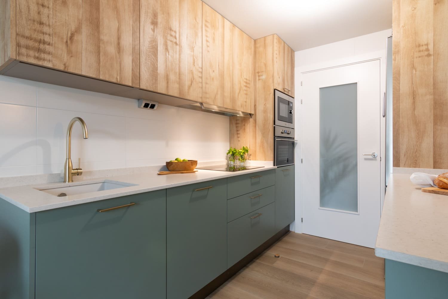 COCINA-VERDE-SALVIA-MADERA-ARREDO3