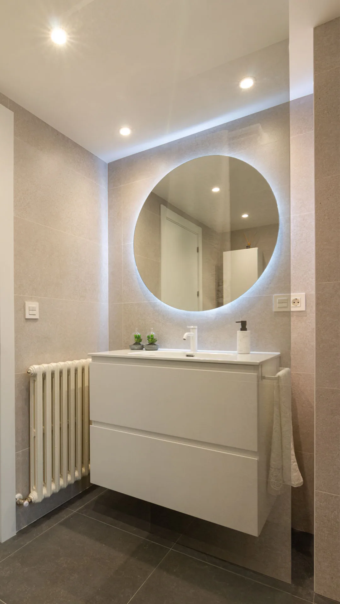 baño color arena azuvi code sand